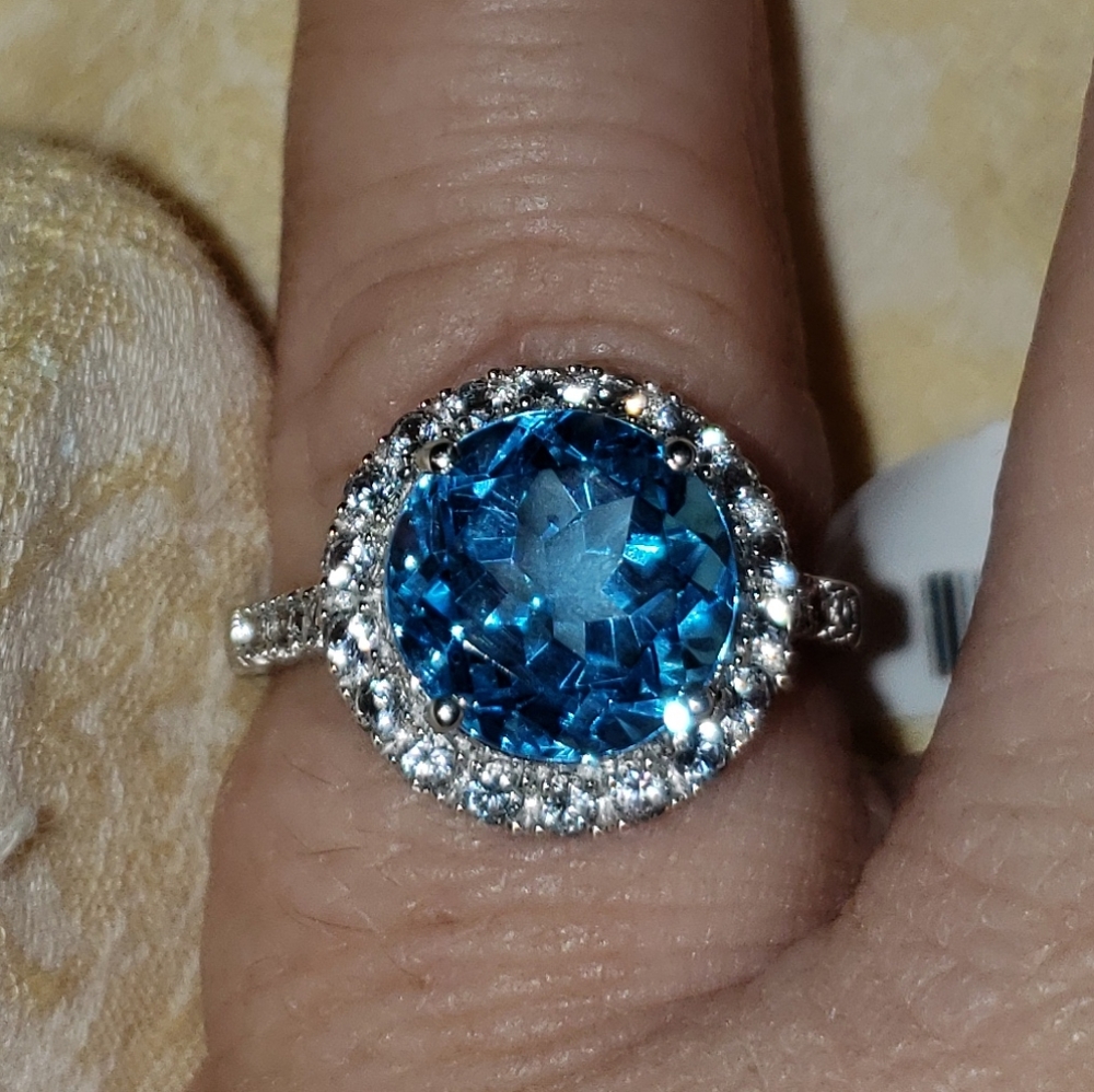 Size 7, Swiss Blue Topaz & White Sapphire, tgw 5.75 carats, NWT